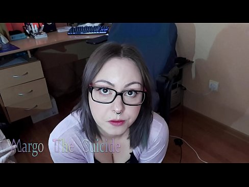 ❤️ Нүдний шилтэй тачаангуй охин камер дээр Шодойг гүн хөхөж байна Зовох видео манайд ❌❤