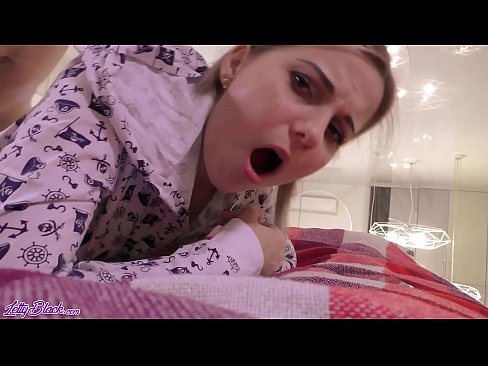 ❤️ Тачаангуй ээж залгих болон pregistyle секс - булэг ойр хүртэл Зовох видео манайд ❌❤